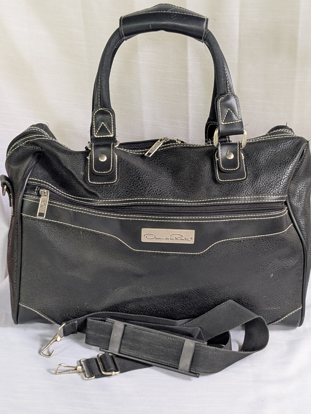 Oscar de la Renta Vintage Black Leather Weekender Duffel with Contrast Stitching